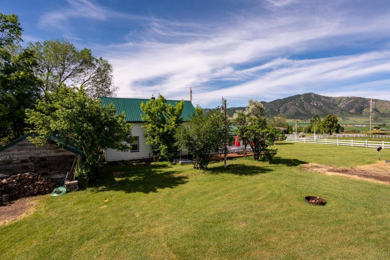 Dempsey Meadows Inn Lava Hot Springs Extérieur photo